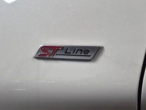 Used 2022 Ford Explorer ST-Line image 3