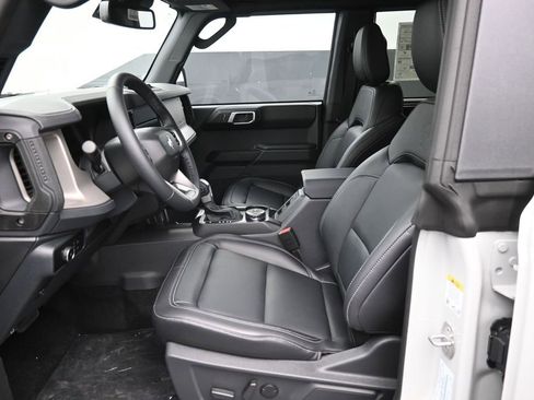 New 2026 Ford Bronco Outer Banks AWD/4WD image 21
