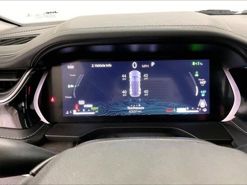 Used 2022 Jeep Grand Cherokee Limited 4xe AWD/4WD image 12