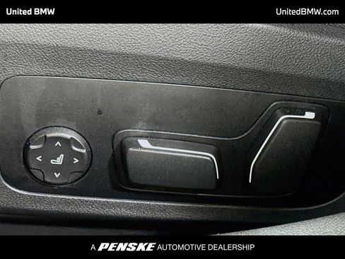 Used 2025 BMW i4 xDrive40i image 4