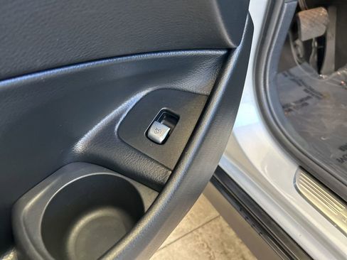 Used 2021 Mercedes-Benz E 350 Sedan w/ Premium Package image 43