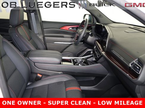 Certified 2024 Chevrolet Traverse RS image 18