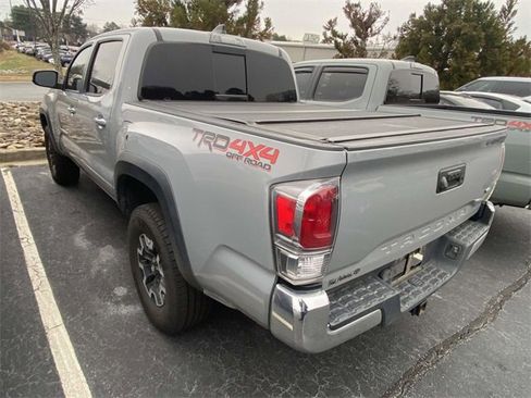 Used 2020 Toyota Tacoma TRD Off-Road image 4