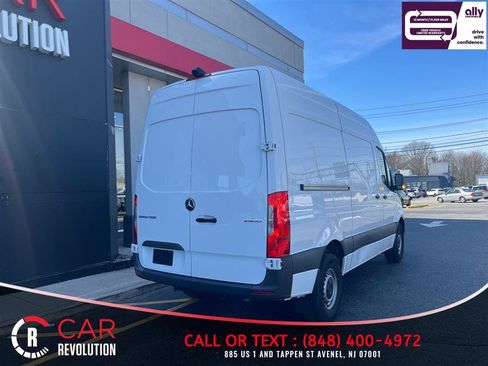 Used 2025 Mercedes-Benz Sprinter 2500 image 6