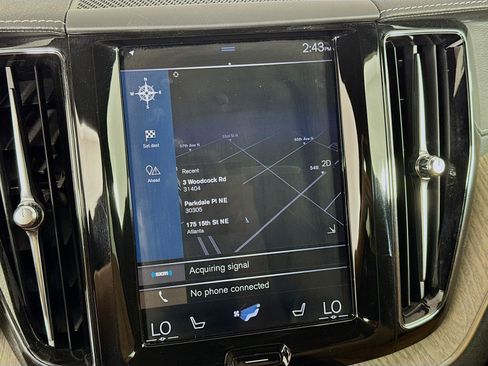 Used 2019 Volvo XC60 T5 Inscription image 17