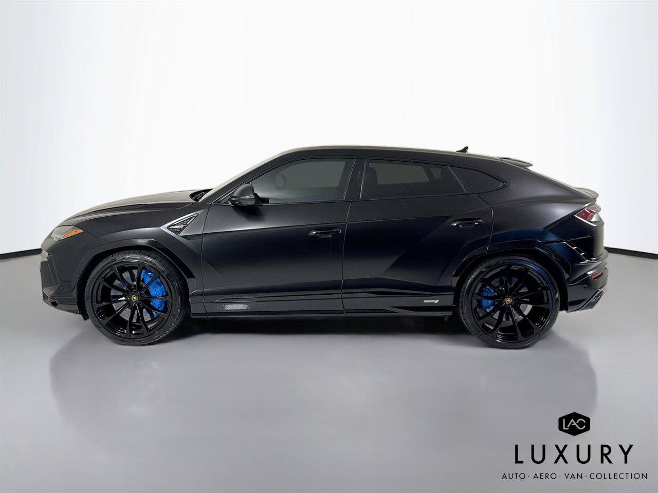 Used 2024 Lamborghini Urus S AWD/4WD image 8