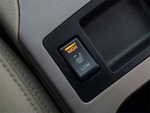 Used 2014 Subaru Outback 2.5i Limited image 24