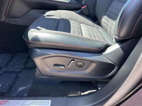 Used 2025 Ford Explorer ST-Line image 16