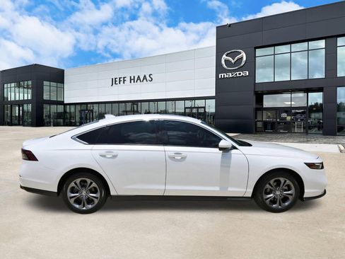 Used 2024 Honda Accord EX image 5