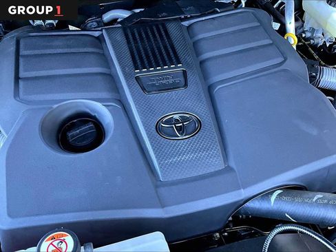 Certified 2025 Toyota Tundra SR AWD/4WD image 30