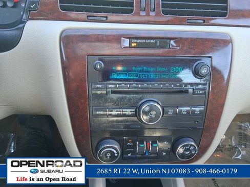 Used 2008 Chevrolet Impala LT w/ Luxury Edition Package image 21