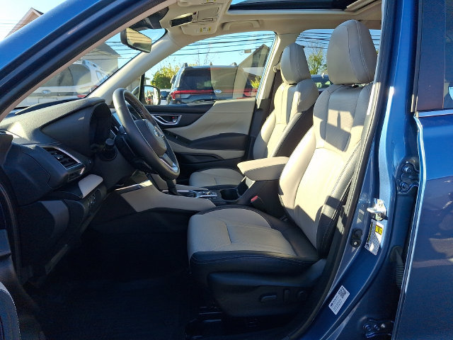 Used 2024 Subaru Forester Limited AWD/4WD image 15