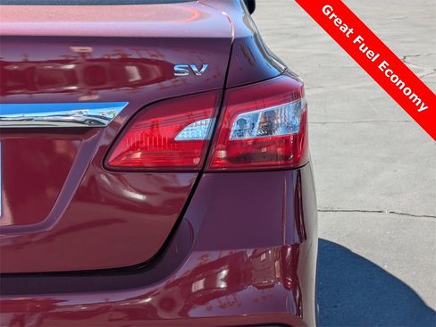 Used 2019 Nissan Sentra SV image 11