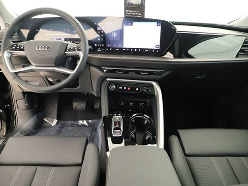 New 2025 Audi Q5 Premium Plus AWD/4WD image 18