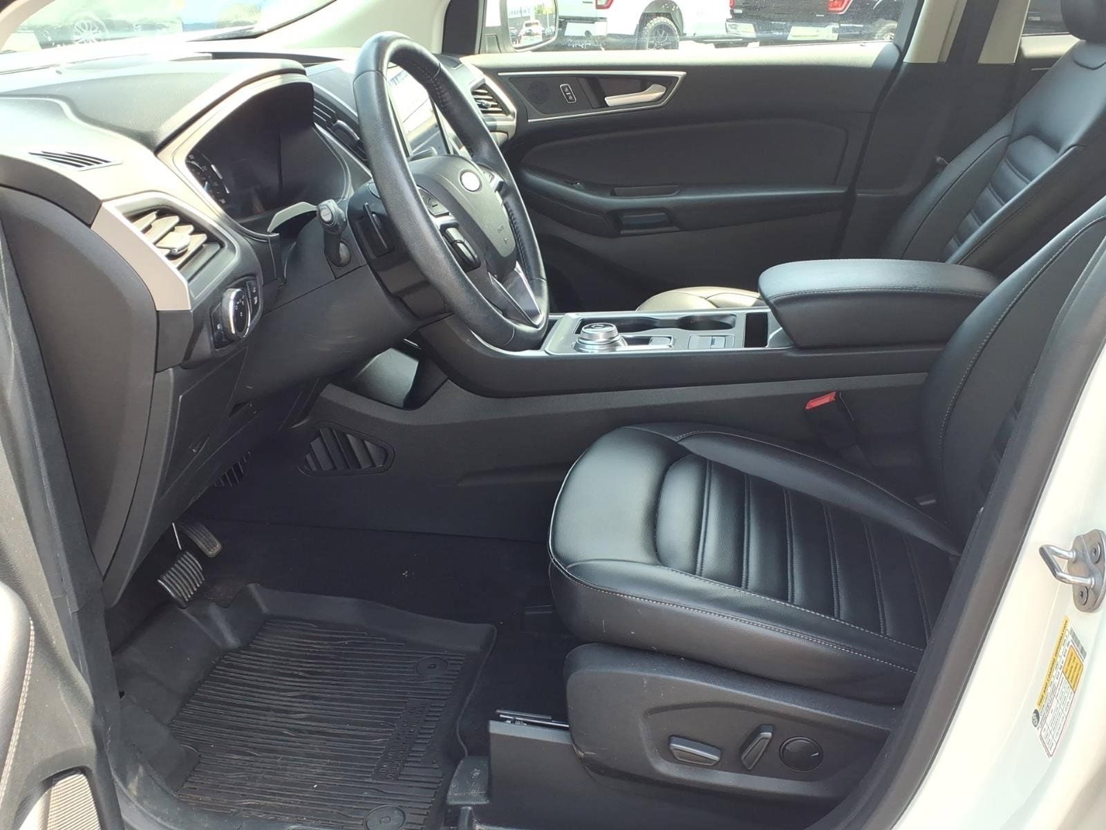 Certified 2023 Ford Edge SEL w/ Convenience Package AWD/4WD image 8