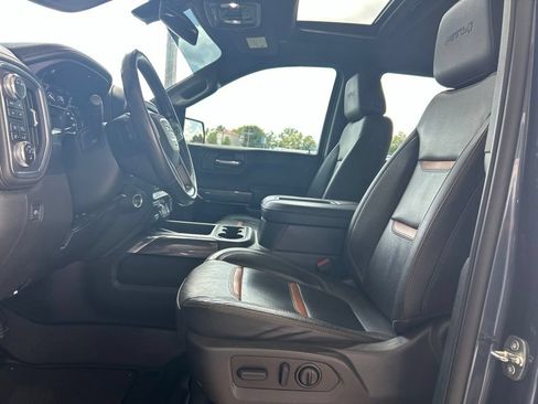 Used 2022 GMC Sierra 1500 AT4 w/ AT4 Preferred Package AWD/4WD image 8