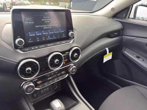 New 2025 Nissan Sentra SV image 20