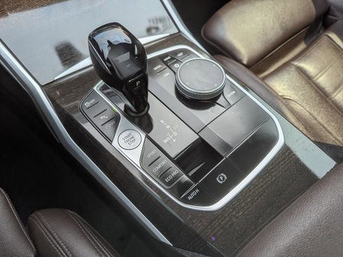 Used 2020 BMW 330i xDrive 330i xDrive Sedan North Americ w/ Premium Package image 31