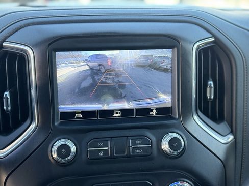 Used 2021 GMC Sierra 1500 AT4 w/ AT4 Preferred Package image 19