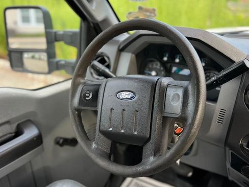 Used 2014 Ford F250 XL image 15