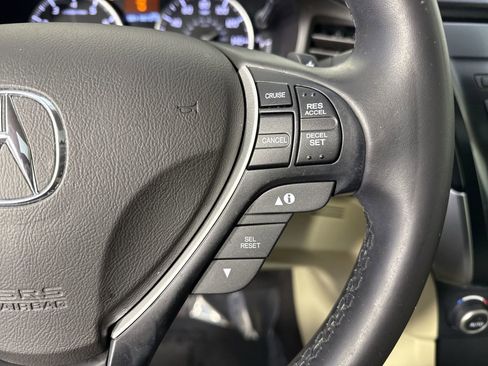 Used 2017 Acura ILX image 13