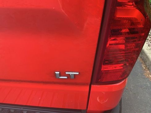 Used 2019 Chevrolet Silverado 1500 LT w/ All-Star Edition image 9