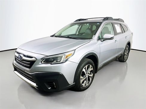 Used 2022 Subaru Outback Limited w/ Popular Package #2 image 3