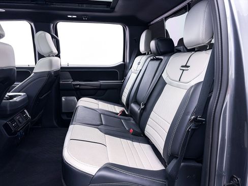 Used 2023 Ford F150 Lightning Platinum AWD/4WD image 42