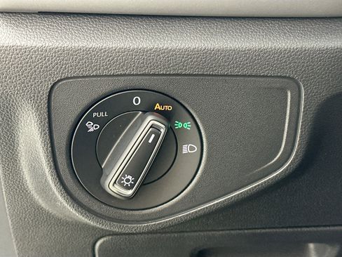 Used 2023 Volkswagen Atlas SE image 10