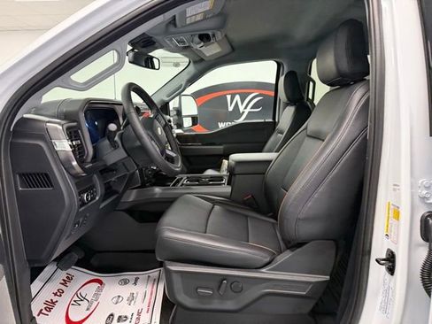 New 2026 Ford F250 4x4 Crew Cab Super Duty image 10
