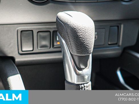 Used 2025 Nissan Frontier SV RWD image 33