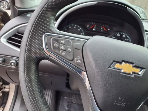 Used 2023 Chevrolet Malibu LT FWD image 18