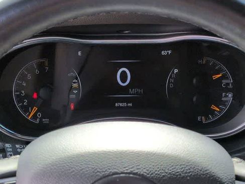 Used 2019 Jeep Grand Cherokee Altitude AWD/4WD image 28