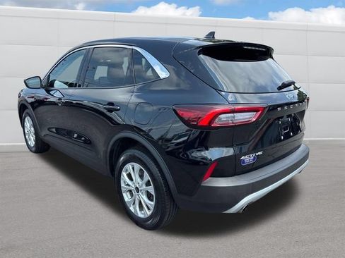 Used 2024 Ford Escape Active AWD/4WD image 3