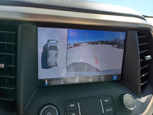 Used 2022 GMC Acadia Denali w/ Denali Ultimate Package image 24