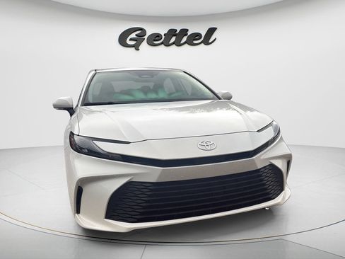 Used 2025 Toyota Camry LE FWD image 2