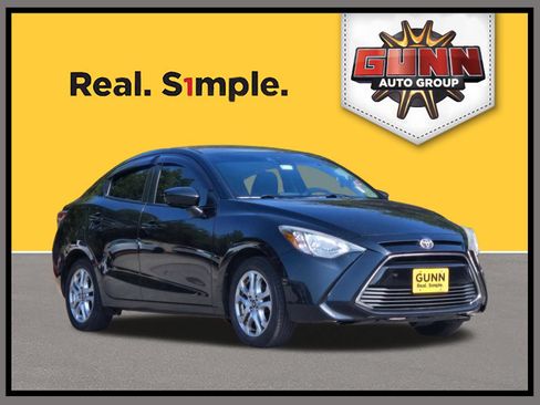 Used 2018 Toyota Yaris iA FWD image 1