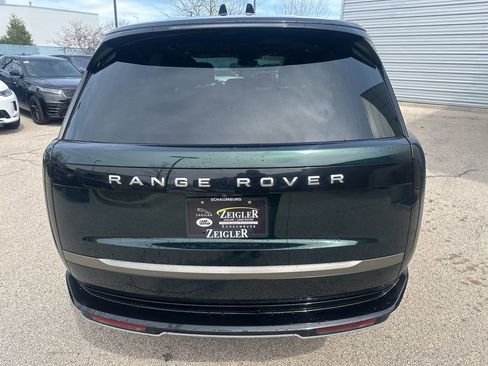 Used 2025 Land Rover Range Rover SE image 6
