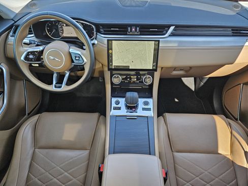 Used 2022 Jaguar F-PACE S image 27