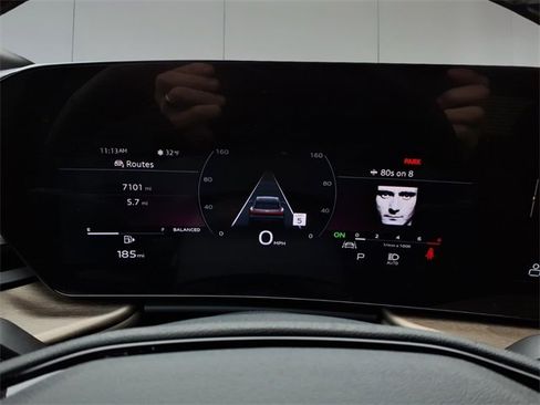 Used 2025 Audi Q5 Premium w/ Convenience Package image 21