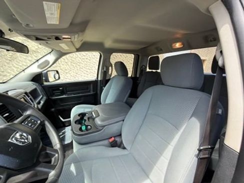 Used 2018 RAM 1500 Express w/ Express Value Package AWD/4WD image 13