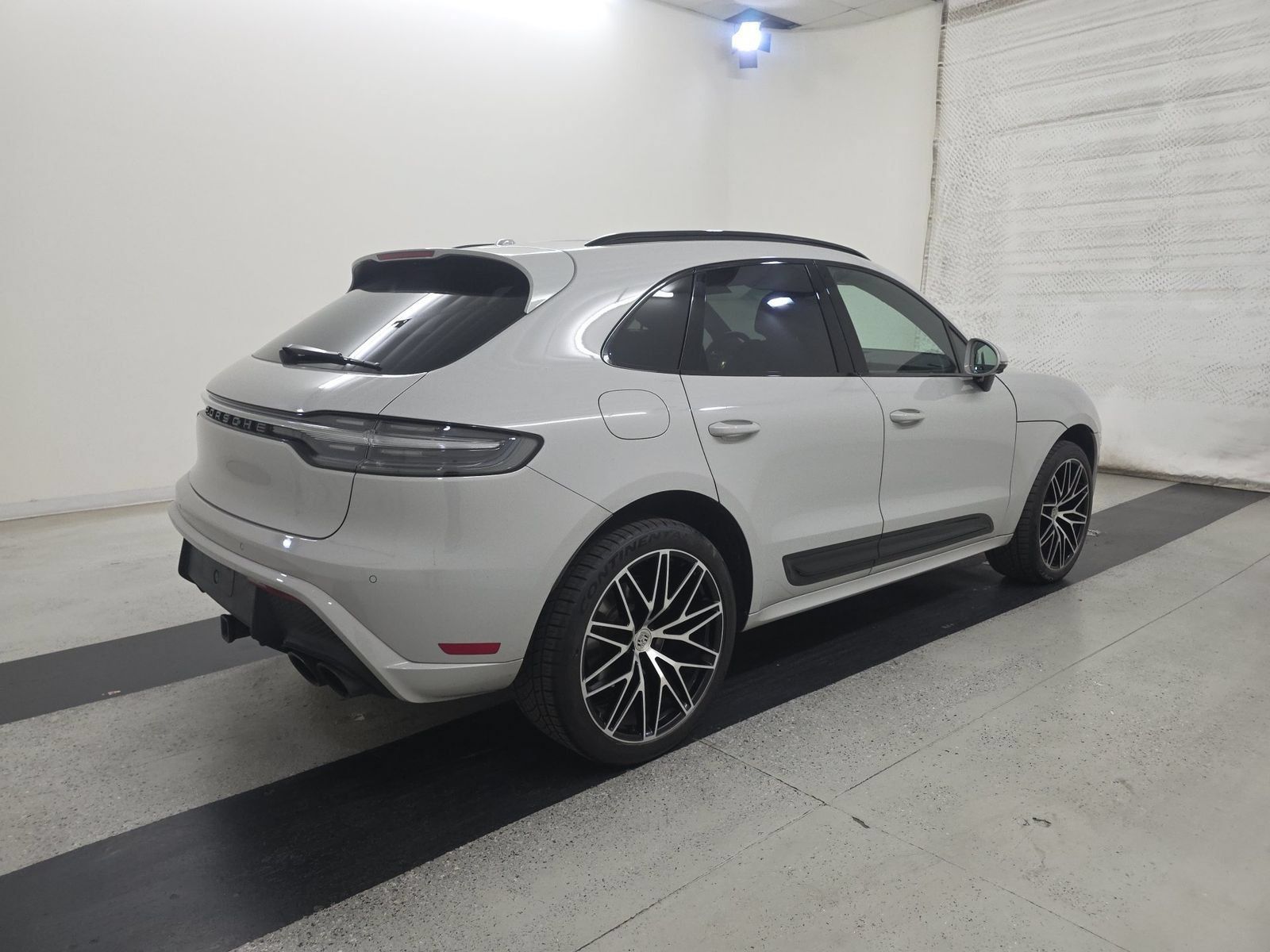 Used 2024 Porsche Macan Turbo w/ Premium Plus Package AWD/4WD image 6