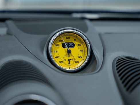 Used 2020 Porsche 718 Boxster Spyder RWD image 53