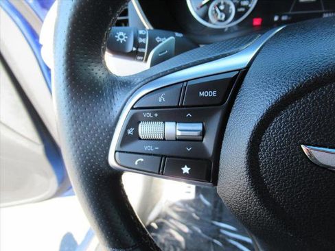 Used 2023 Genesis G70 2.0T w/ Sport Prestige Package image 19