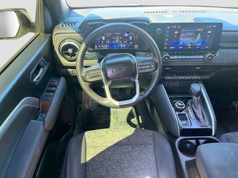 Used 2024 Chevrolet Colorado Z71 w/ Z71 Convenience Package 2 AWD/4WD image 21