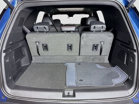 New 2026 Chevrolet Traverse Z71 w/ Enhanced Driving Package AWD/4WD image 27