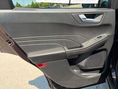 Used 2023 Ford Escape Platinum AWD/4WD image 26