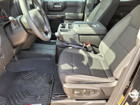 New 2026 Chevrolet Silverado 1500 Custom Trail Boss w/ Midnight Edition AWD/4WD image 14