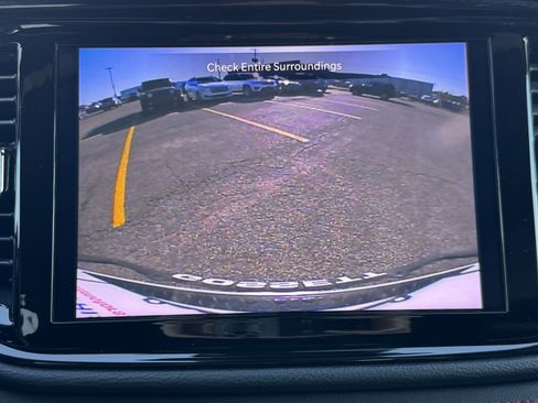 Used 2024 Dodge Durango GT image 13