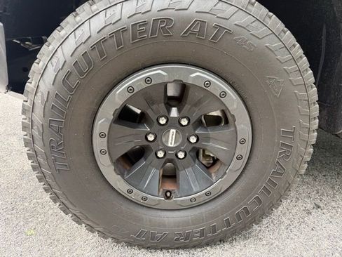 Used 2018 Ford F150 Raptor w/ Equipment Group 802A Luxury AWD/4WD image 12